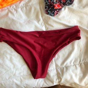 Cheeky garnet bikini bottoms